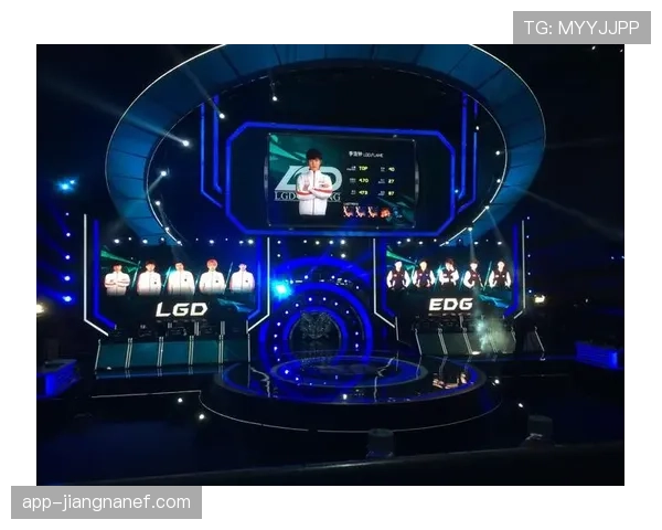 卡马文加国家队地位争议 战术角色适配性差距在哪？